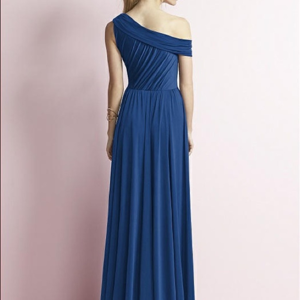 DESSY JY502. Midnite. Sz.16
